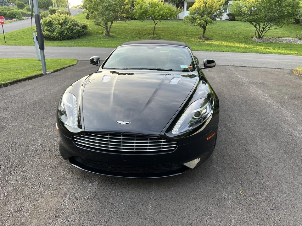 2016 Aston Martin DB9 - Image 4 of 31
