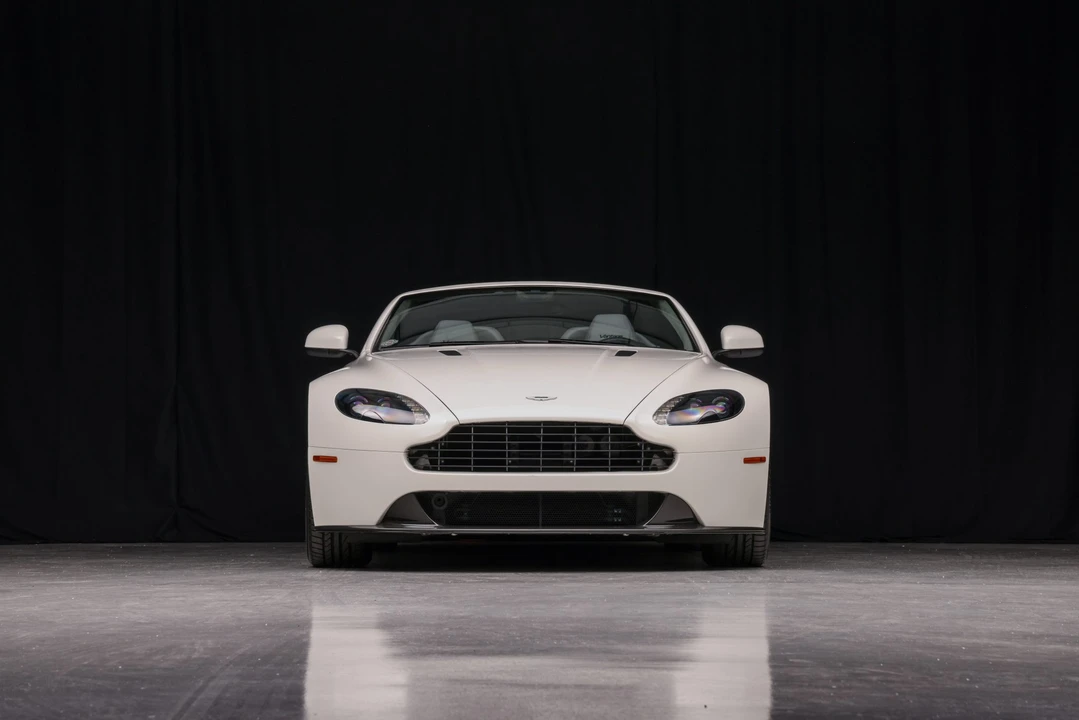 2016 Aston Martin V8 Vantage (2006-2017) - Image 26 of 31