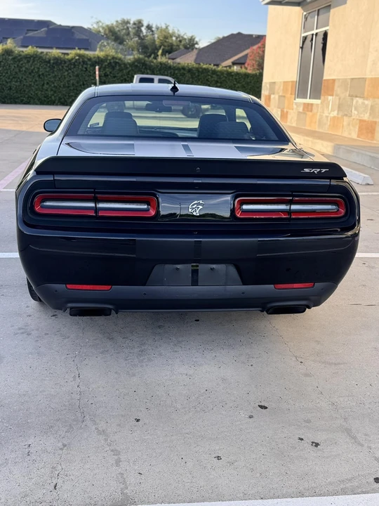 2016 Dodge Challenger SRT Hellcat 3rd Gen - Image 8 of 31