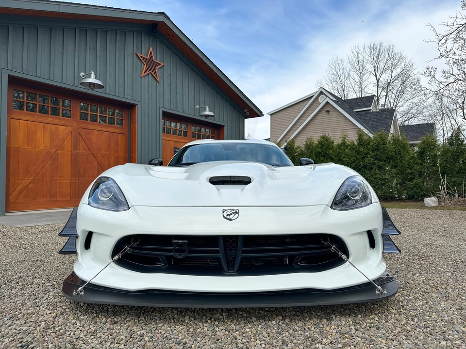 2016 Dodge Viper ACR 5th Gen - Image 9 of 31