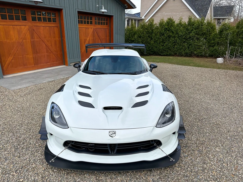 2016 Dodge Viper ACR 5th Gen - Image 5 of 31