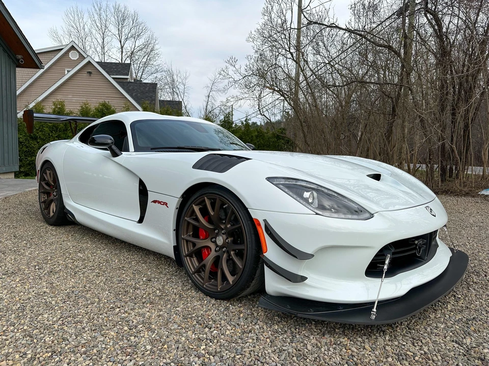 2016 Dodge Viper ACR 5th Gen - Image 11 of 31