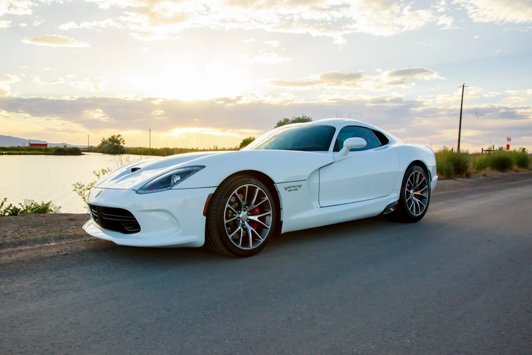 2016 Dodge Viper 5th Gen - Image 4 of 31