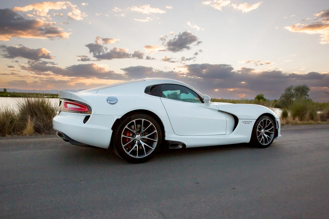 2016 Dodge Viper 5th Gen - Image 11 of 31