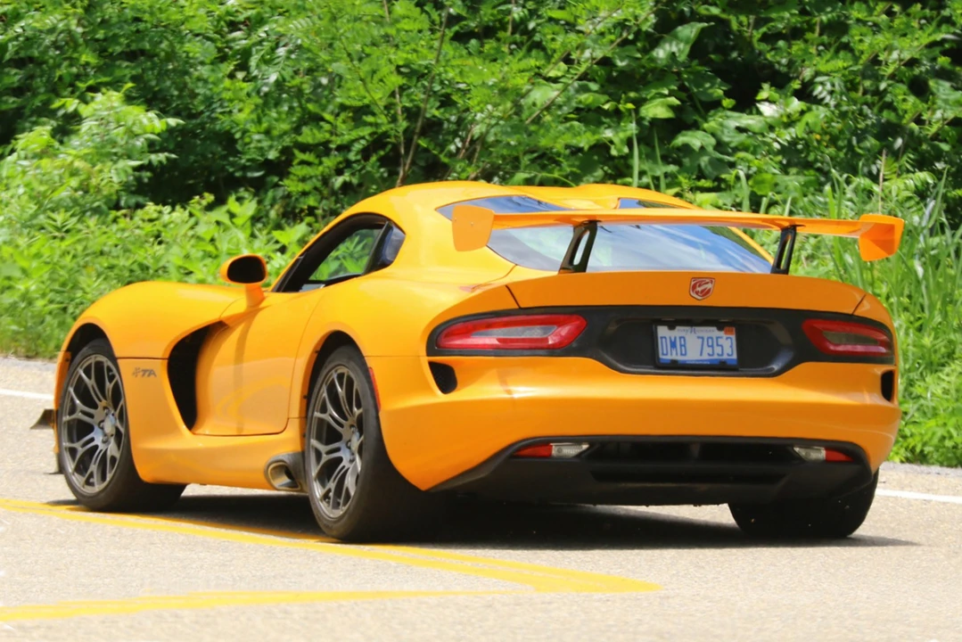 2016 Dodge Viper 5th Gen - Image 6 of 31