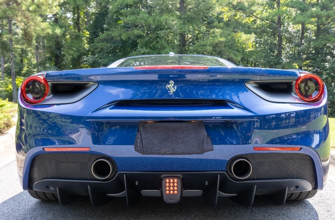 2016 Ferrari 488 GTB - Image 8 of 31