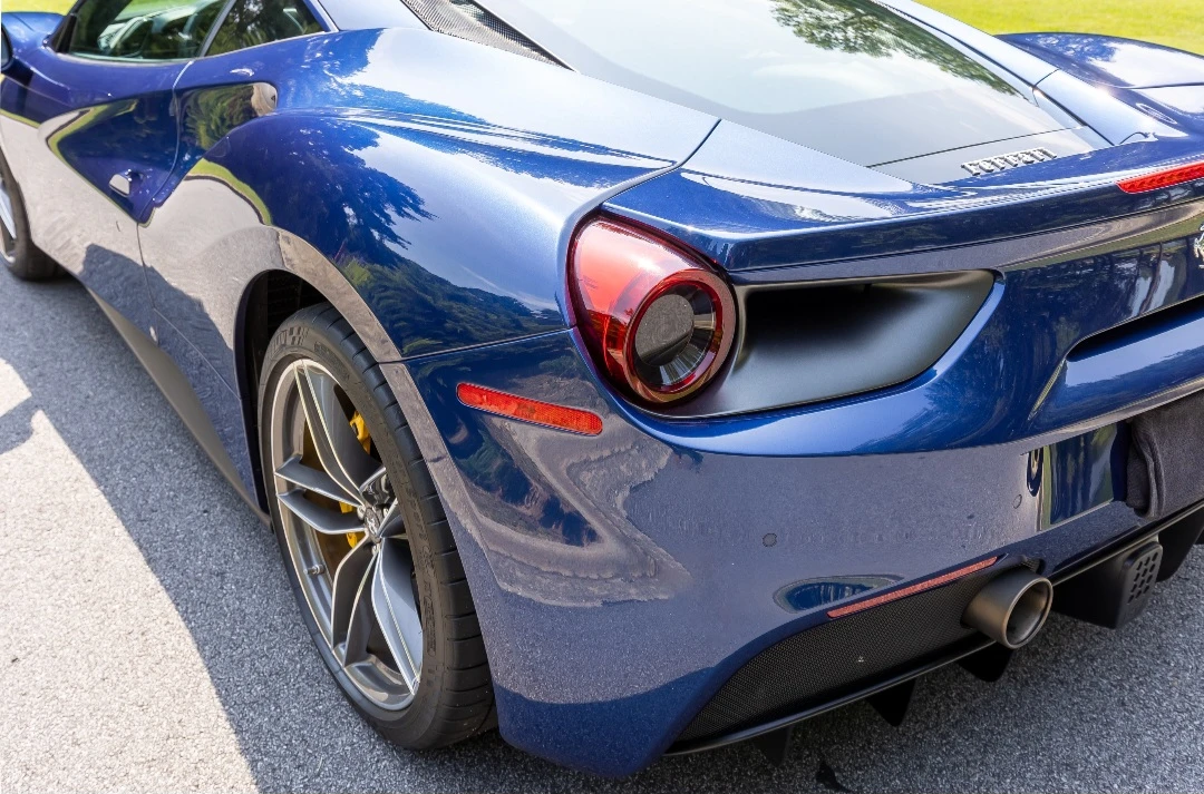 2016 Ferrari 488 GTB - Image 25 of 31