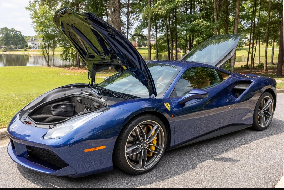 2016 Ferrari 488 GTB - Image 10 of 31