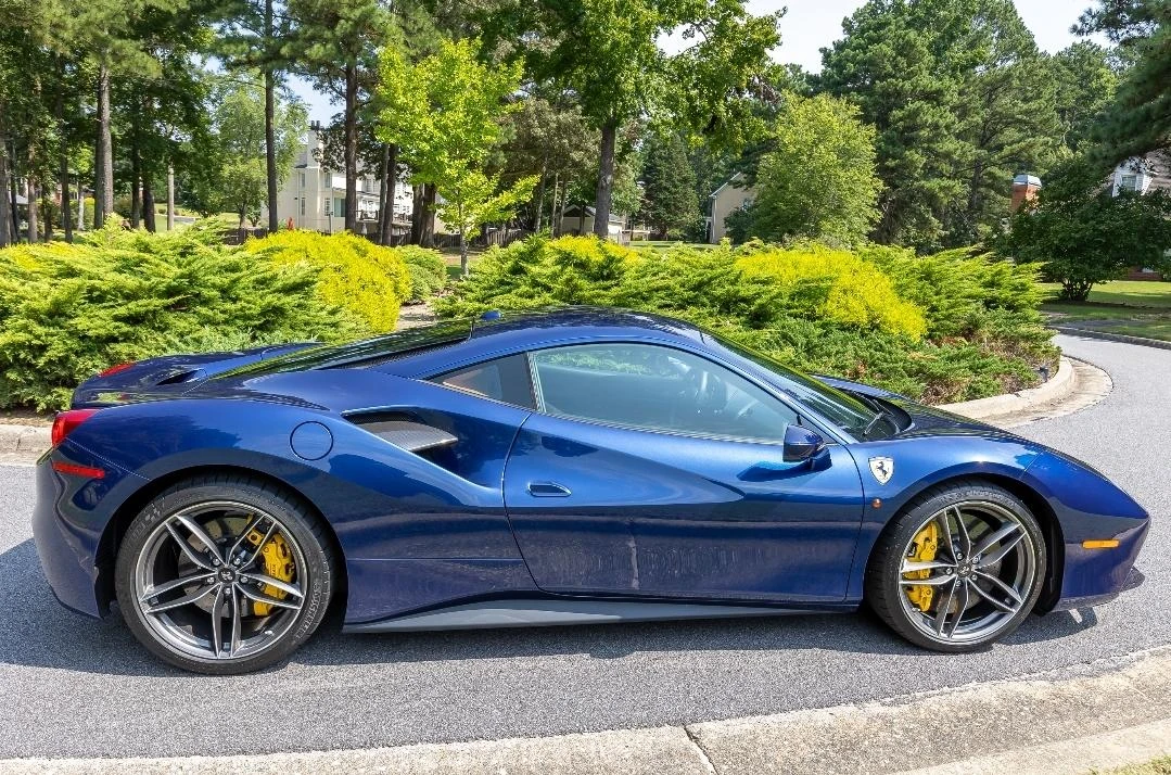 2016 Ferrari 488 GTB - Image 5 of 31