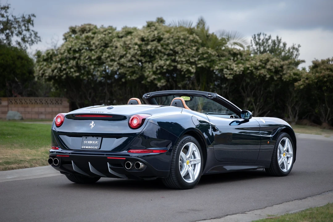 2016 Ferrari California T - Image 6 of 31