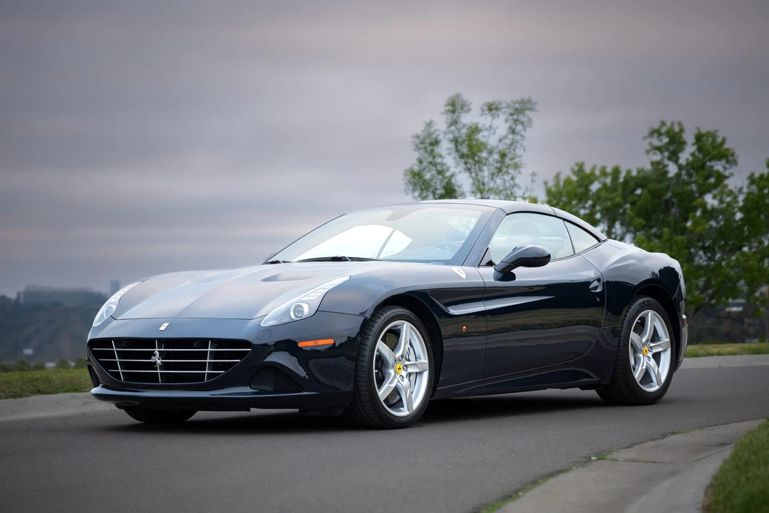 2016 Ferrari California T - Image 19 of 31