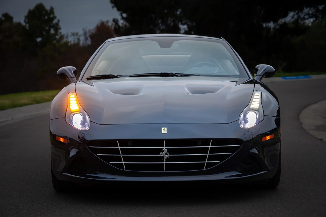2016 Ferrari California T - Image 28 of 31