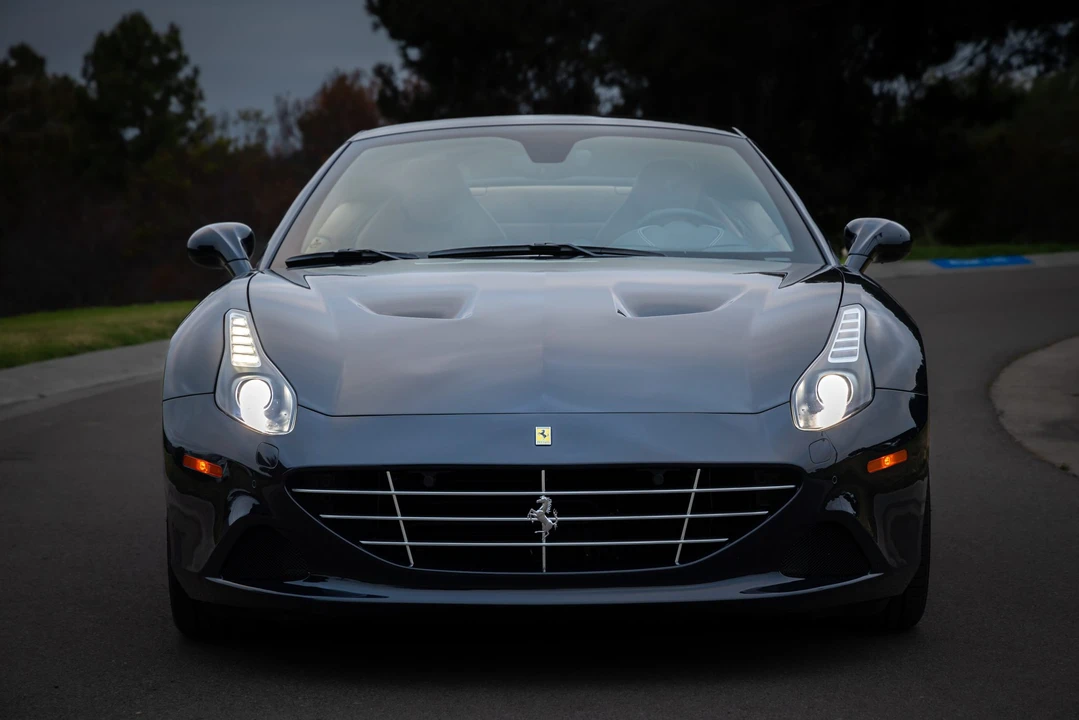 2016 Ferrari California T - Image 27 of 31