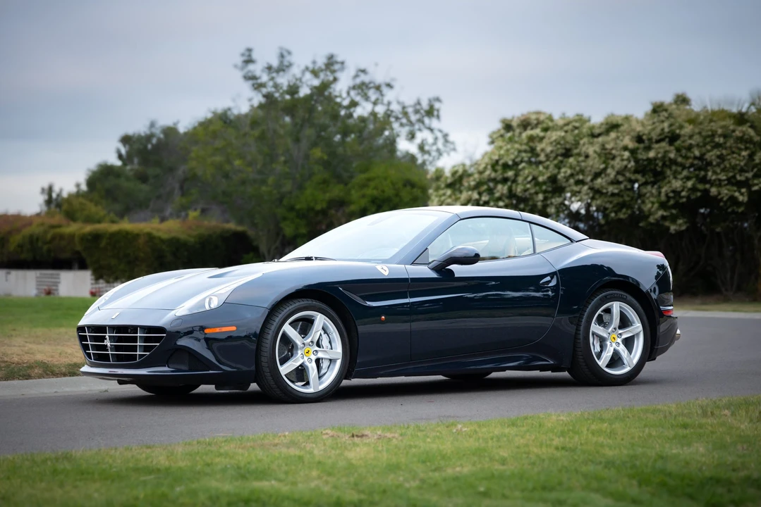 2016 Ferrari California T - Image 18 of 31