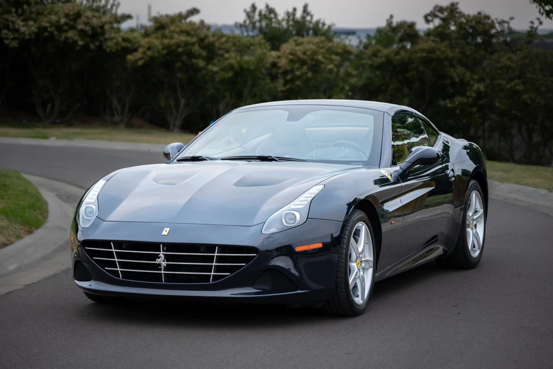 2016 Ferrari California T - Image 22 of 31