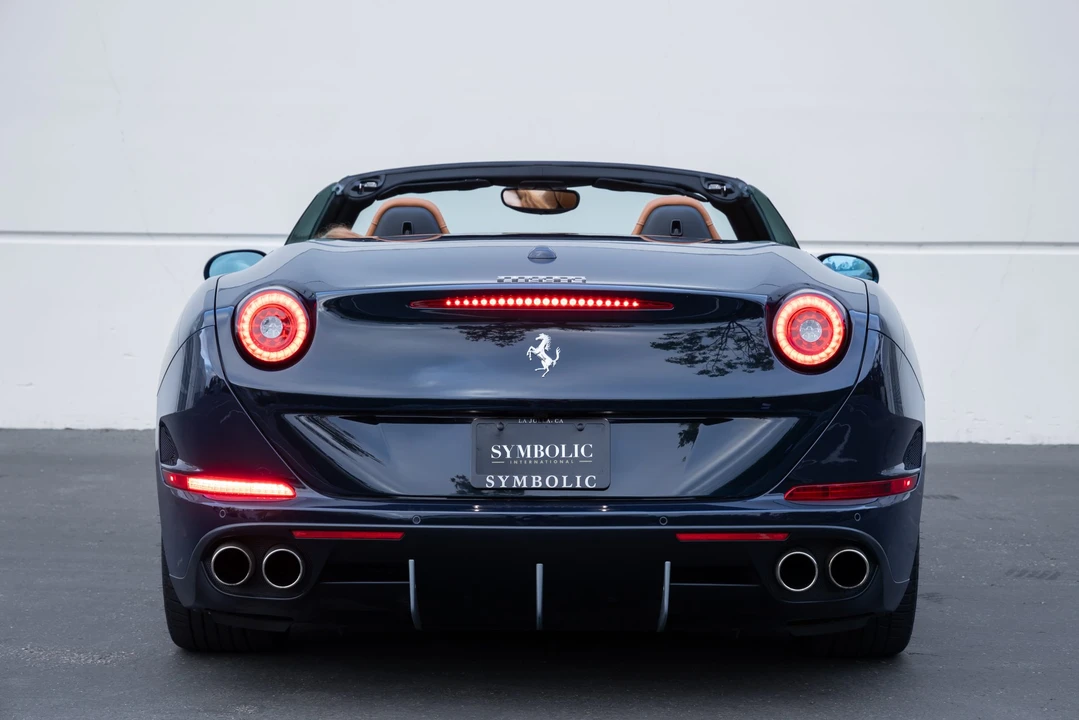 2016 Ferrari California T - Image 11 of 31