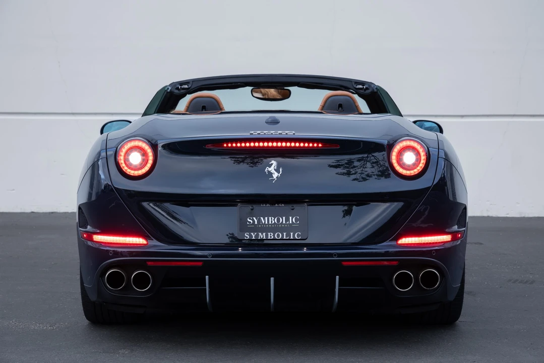 2016 Ferrari California T - Image 9 of 31