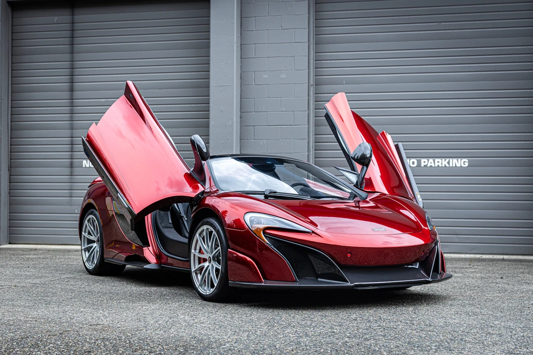 2016 McLaren 675LT Spider - Image 13 of 31