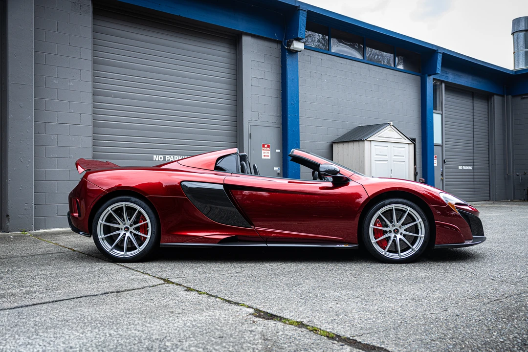 2016 McLaren 675LT Spider - Image 5 of 31