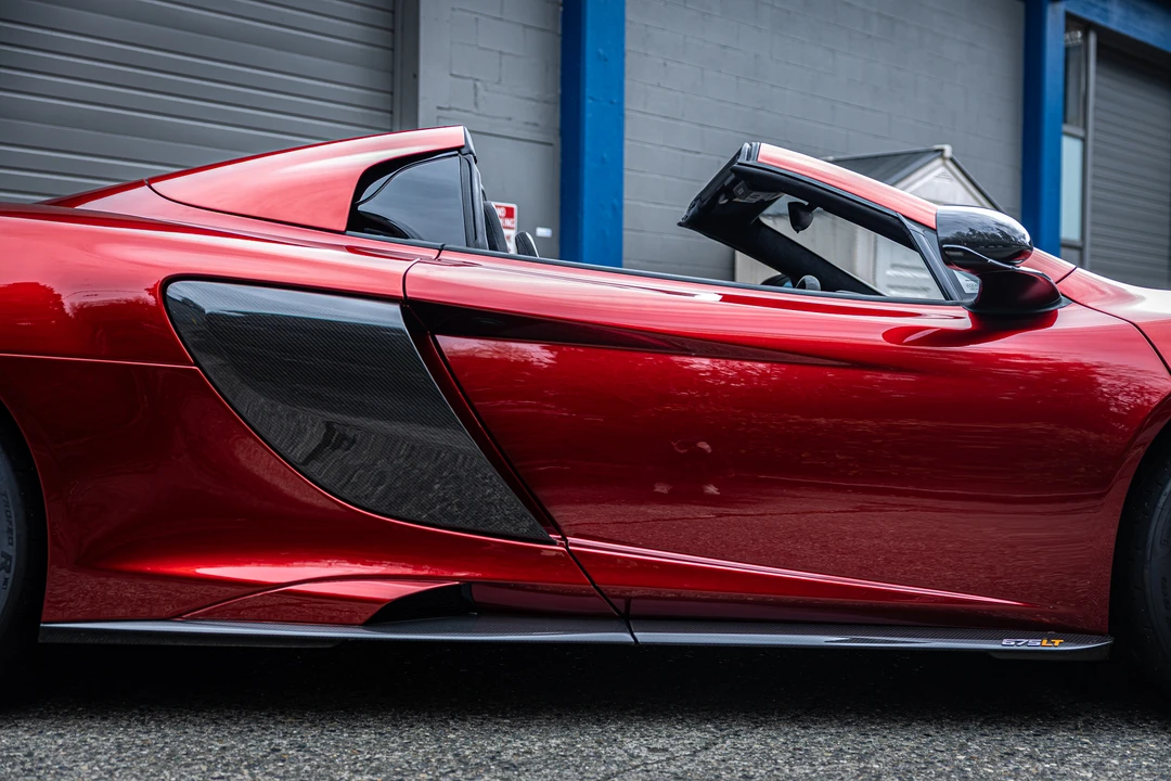 2016 McLaren 675LT Spider - Image 22 of 31