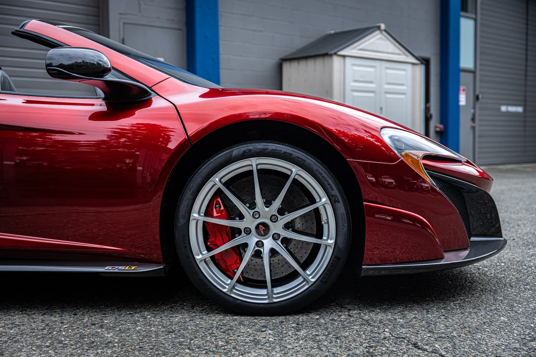 2016 McLaren 675LT Spider - Image 23 of 31