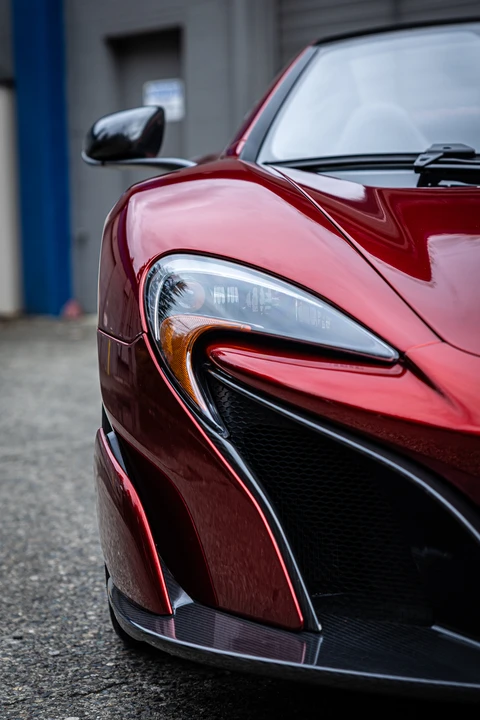 2016 McLaren 675LT Spider - Image 27 of 31