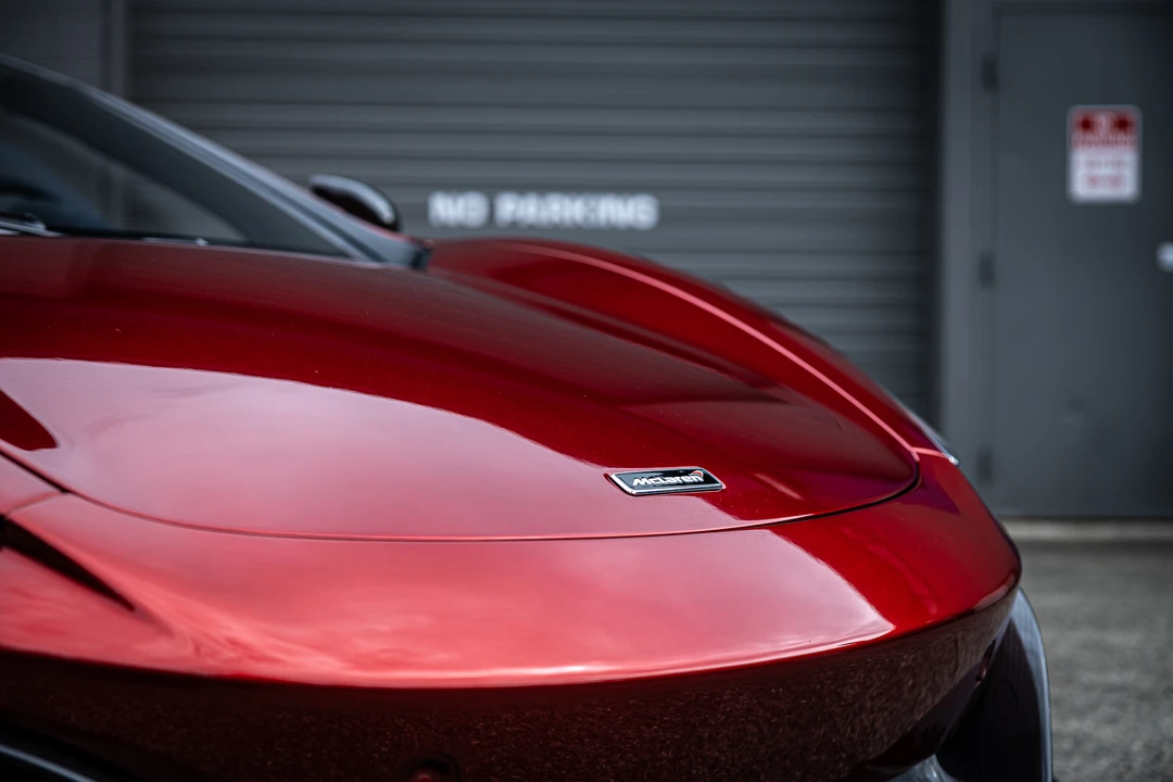 2016 McLaren 675LT Spider - Image 24 of 31