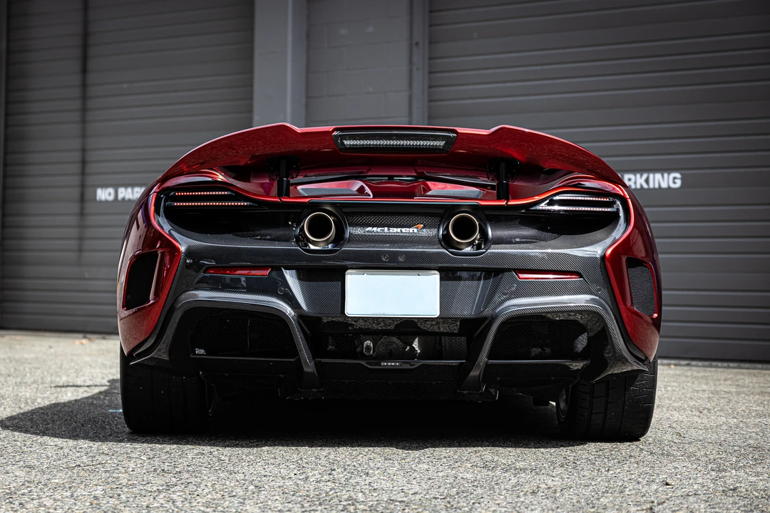 2016 McLaren 675LT Spider - Image 7 of 31