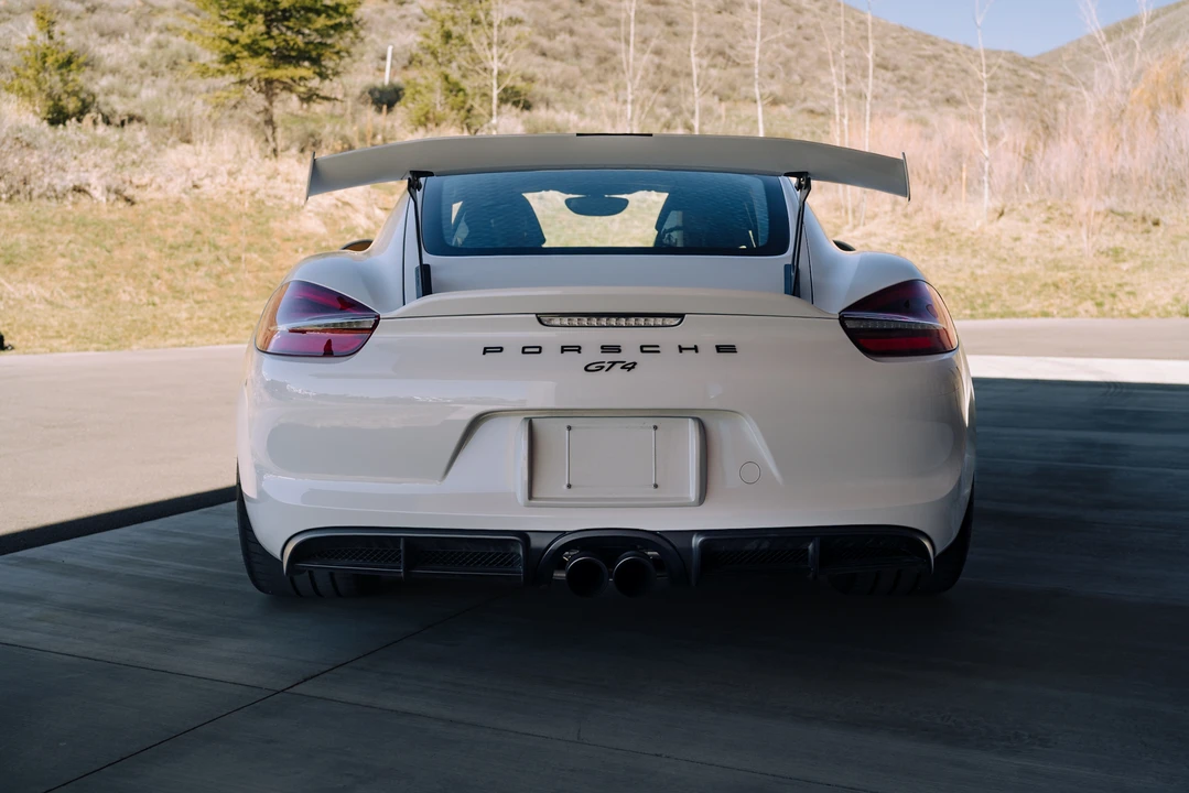 2016 Porsche 981 Cayman GT4 - Image 16 of 31