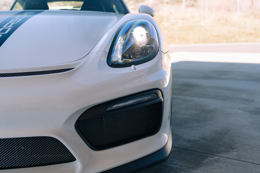 2016 Porsche 981 Cayman GT4 - Image 30 of 31