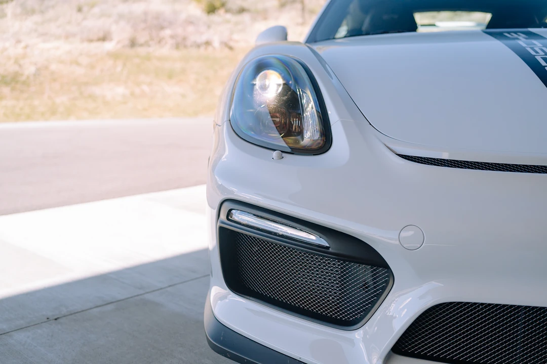 2016 Porsche 981 Cayman GT4 - Image 29 of 31
