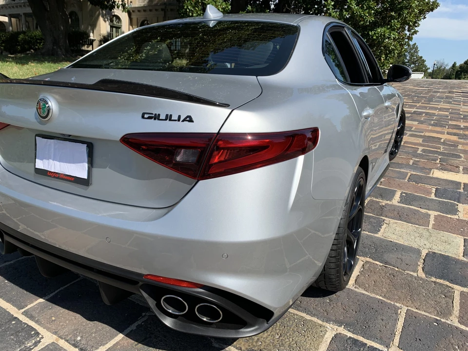 2017 Alfa Romeo Giulia Quadrifoglio - Image 15 of 31