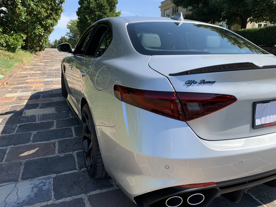 2017 Alfa Romeo Giulia Quadrifoglio - Image 16 of 31