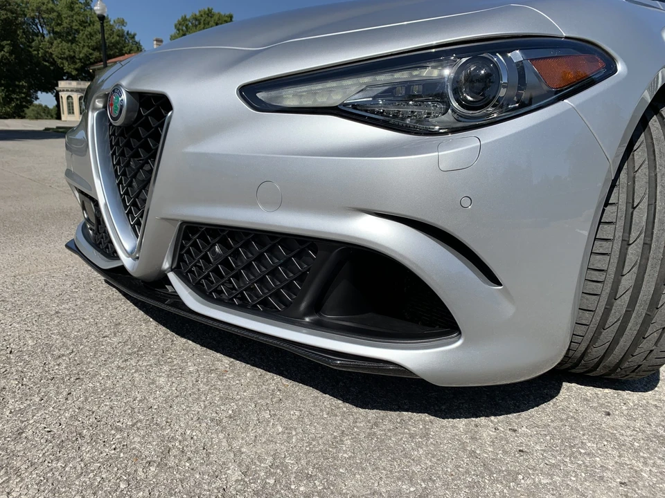 2017 Alfa Romeo Giulia Quadrifoglio - Image 17 of 31