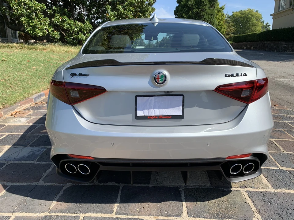 2017 Alfa Romeo Giulia Quadrifoglio - Image 10 of 31