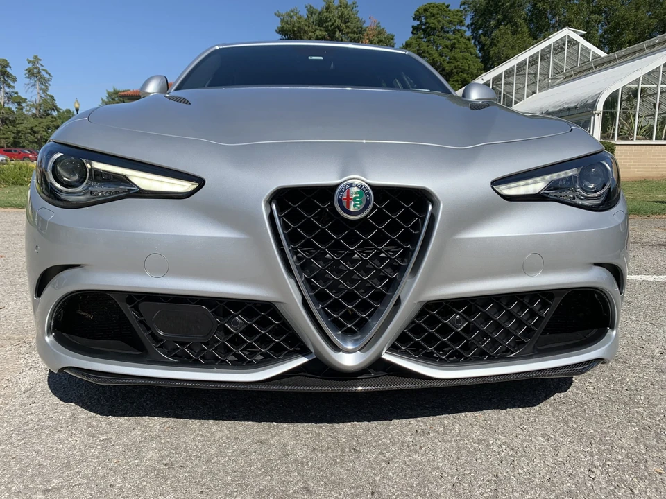 2017 Alfa Romeo Giulia Quadrifoglio - Image 5 of 31