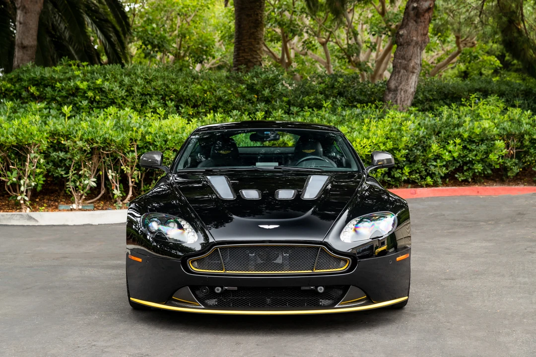 2017 Aston Martin V12 Vantage (2010-2018) - Image 6 of 31