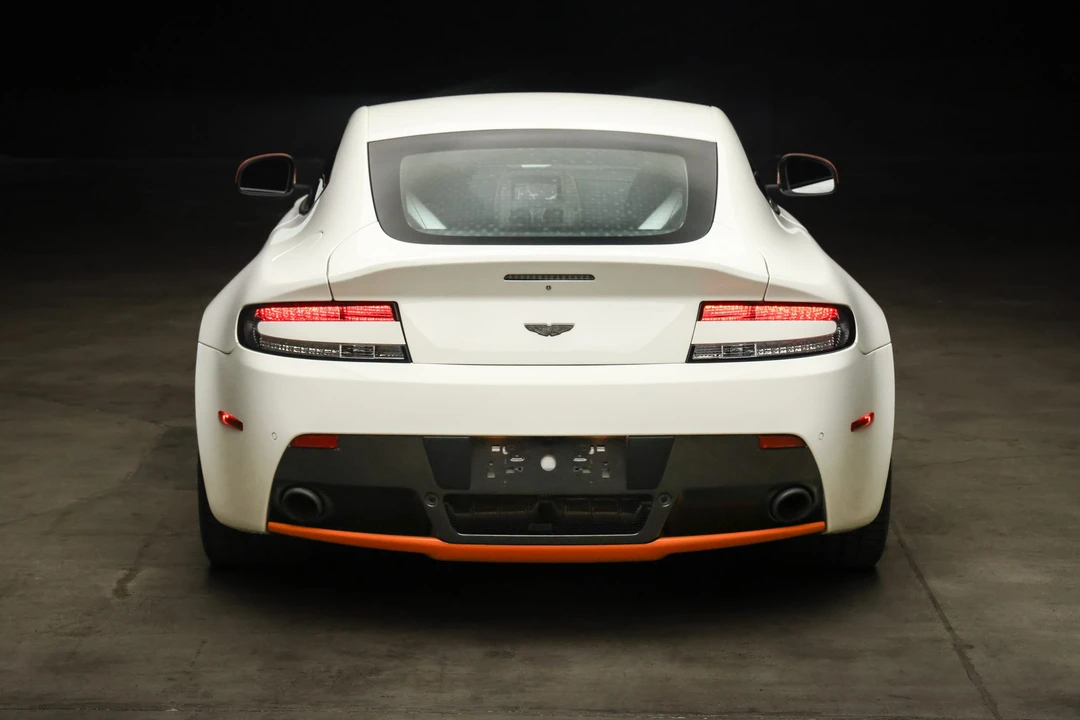 2017 Aston Martin V12 Vantage (2010-2018) - Image 20 of 31
