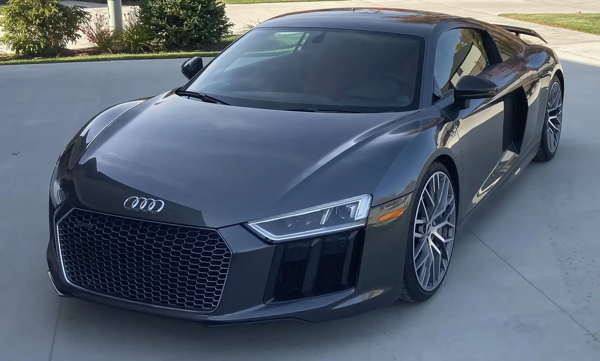2017 Audi 4S R8 - Image 5 of 6