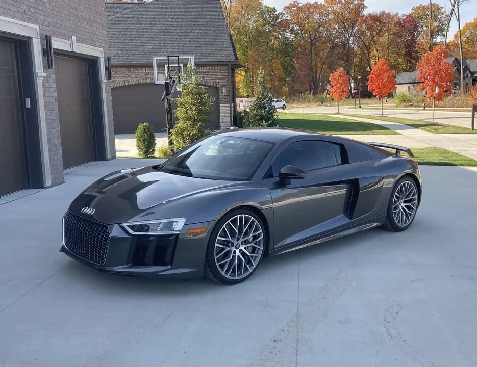 2017 Audi 4S R8 - Image 6 of 6