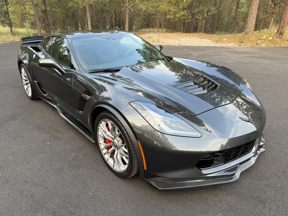 2017 Chevrolet Corvette C7 Z06 - Image 8 of 31