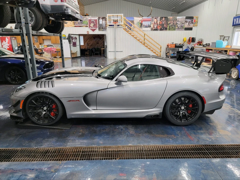 2017 Dodge Viper ACR 5th Gen - Image 3 of 31