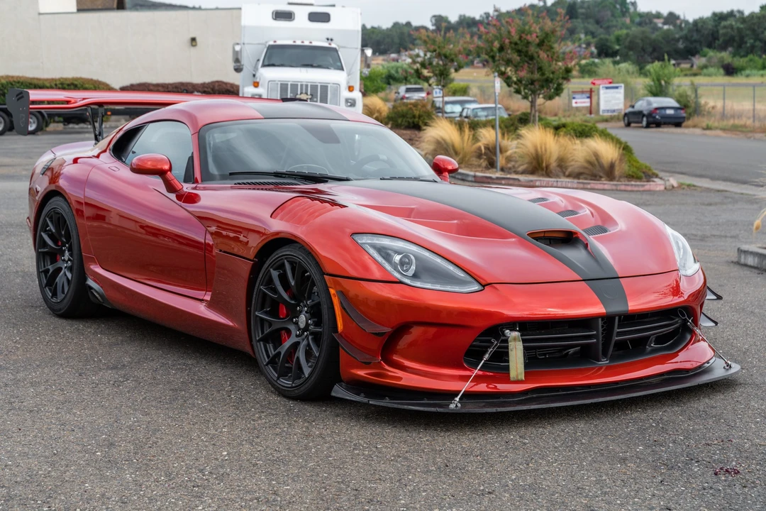 2017 Dodge Viper ACR 5th Gen - Image 2 of 31