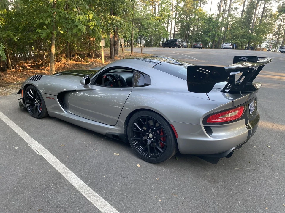 2017 Dodge Viper ACR 5th Gen - Image 9 of 31