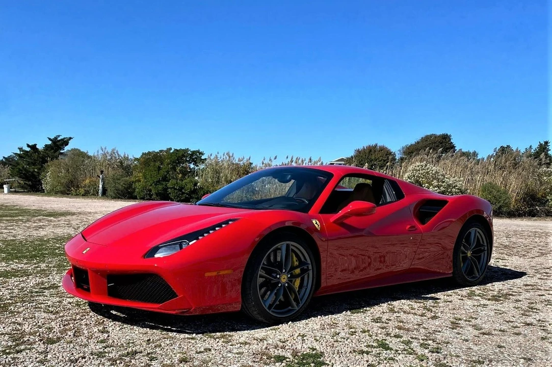 2017 Ferrari 488 Spider - Image 5 of 31