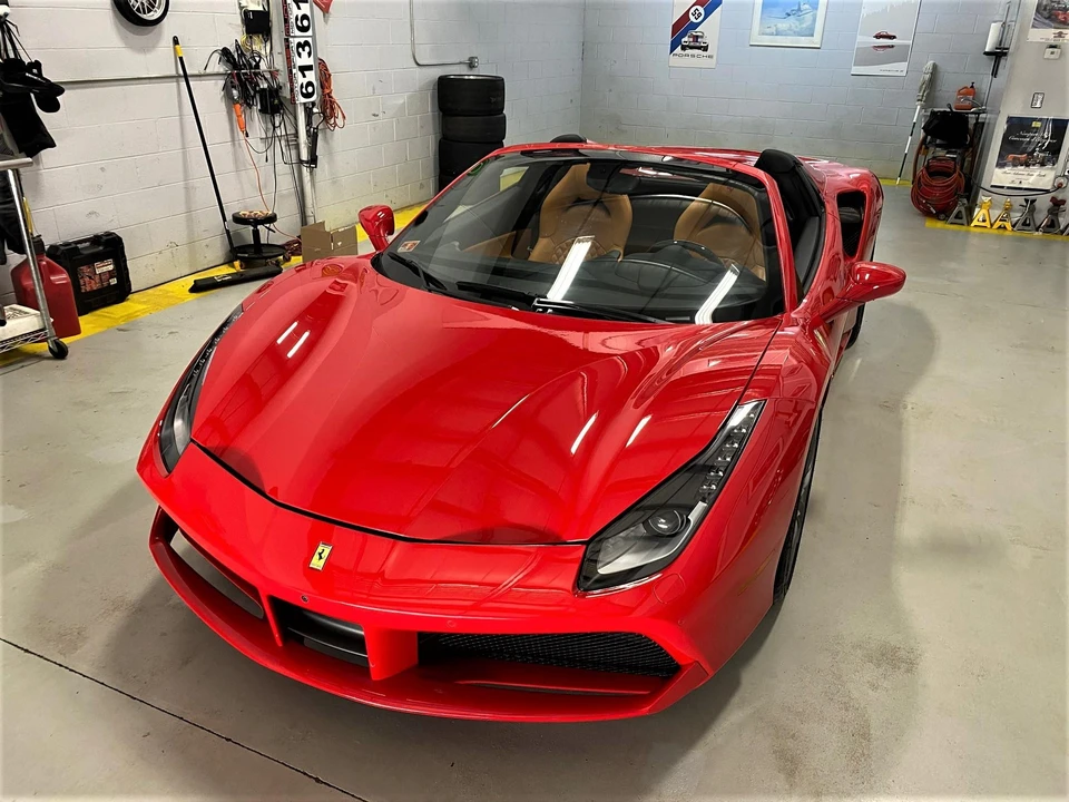 2017 Ferrari 488 Spider - Image 28 of 31