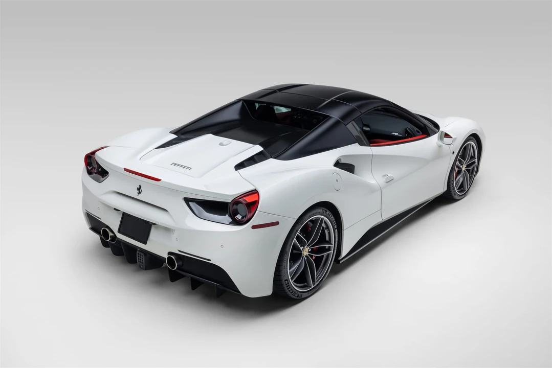 2017 Ferrari 488 Spider - Image 12 of 31