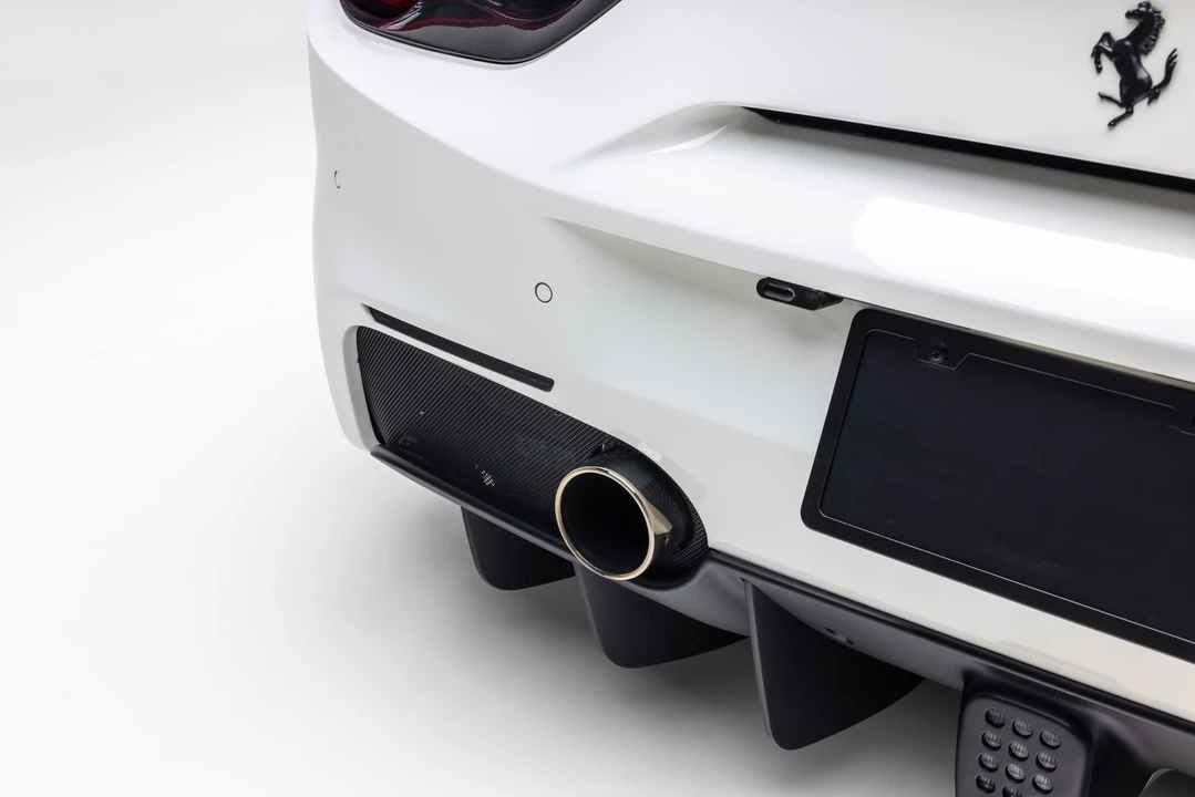2017 Ferrari 488 Spider - Image 22 of 31