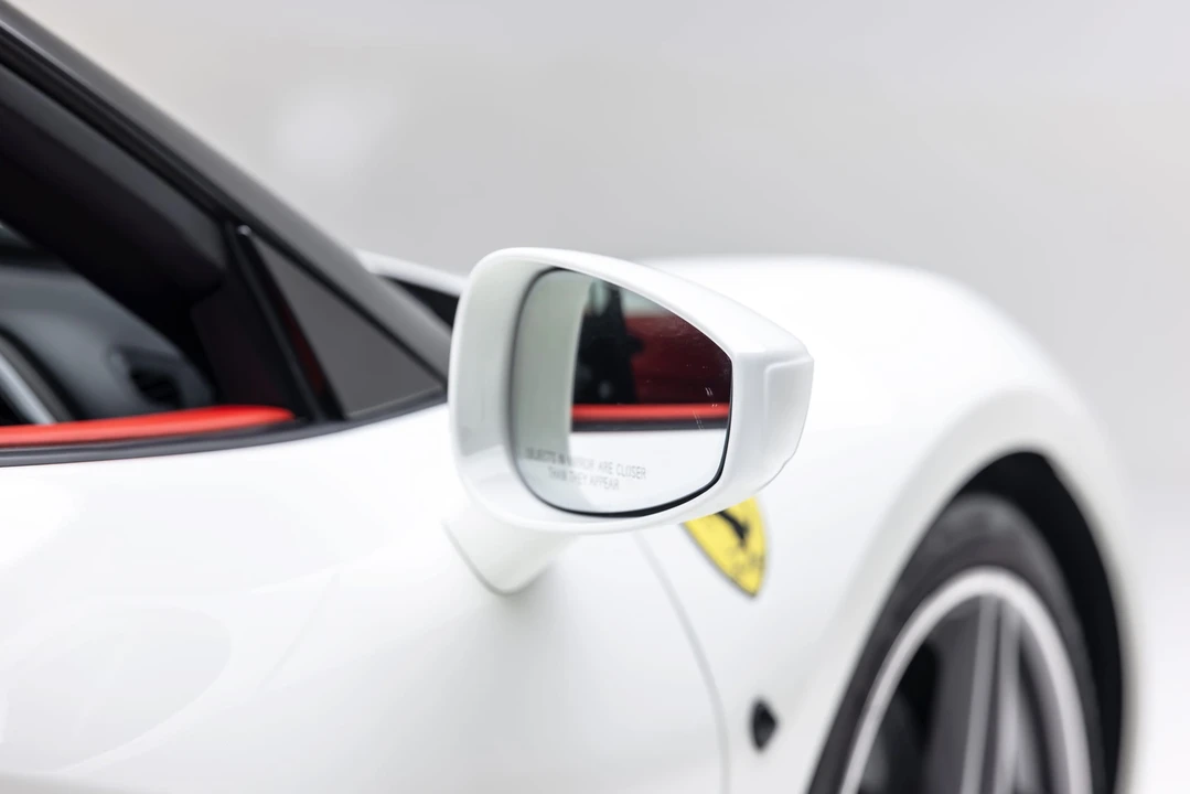 2017 Ferrari 488 Spider - Image 31 of 31
