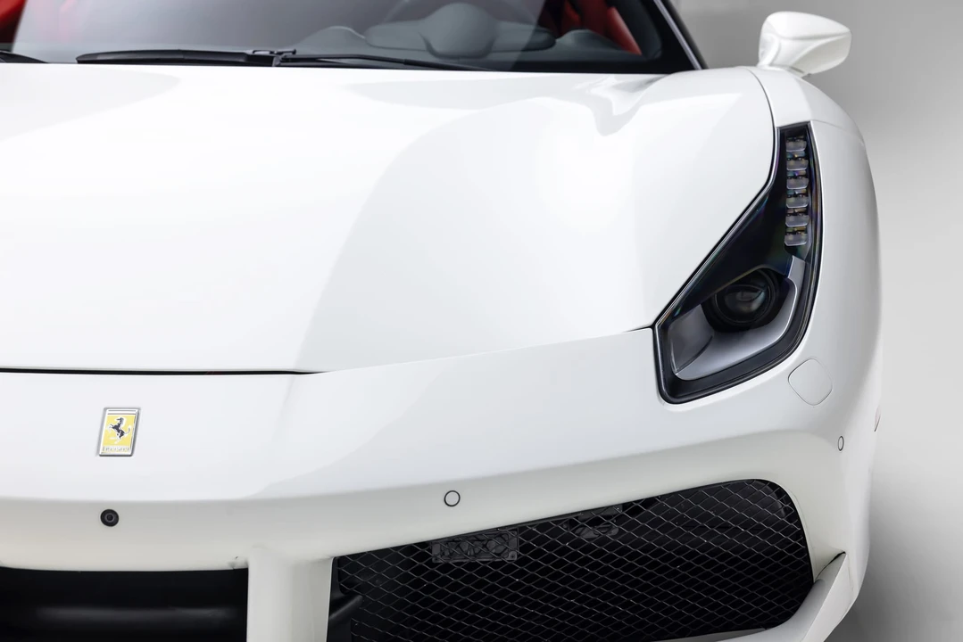 2017 Ferrari 488 Spider - Image 17 of 31